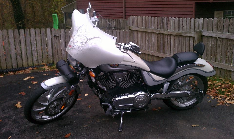 victory vegas batwing fairing