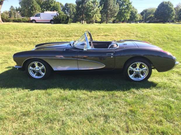 1957 Corvette image1